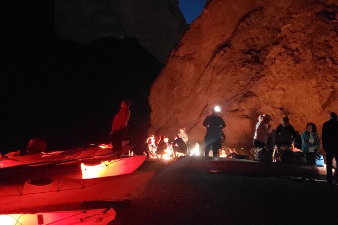 Twilight Black Canyon Kayak Tour with Bonfire Experience - Final Thoughts: Who Will Enjoy This Tour?