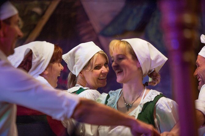 Tyrolean Folk Show Ticket in Innsbruck - FAQ