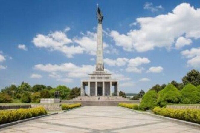 UFO & Blue Church Tour and Panoramic Tour Combo - A Closer Look at the Experience