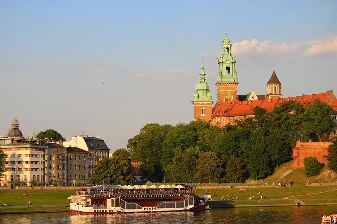 Ultimate Krakow & More 3 Day Private Tour - Discover Krakow’s Heart and History
