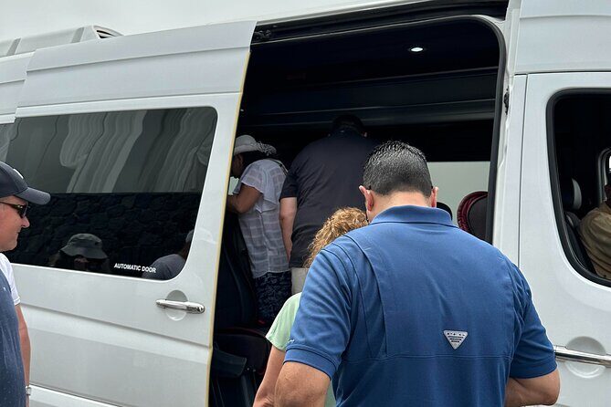 Ultimate Private Escape Trip in Santorini - Key Points