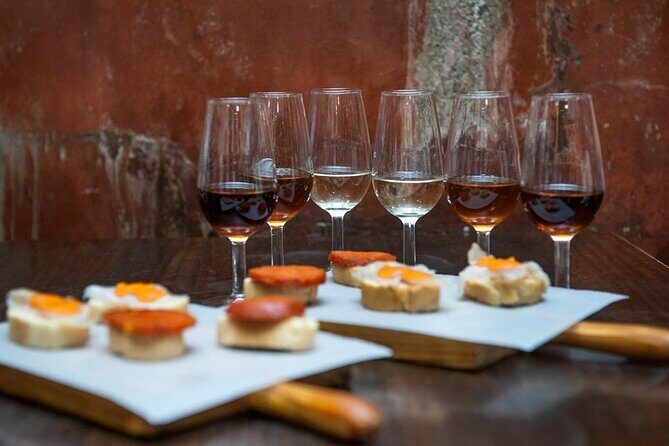Ultimate Seville Tapas, Wine & History Small Group Tour - What Travelers Consistently Praise