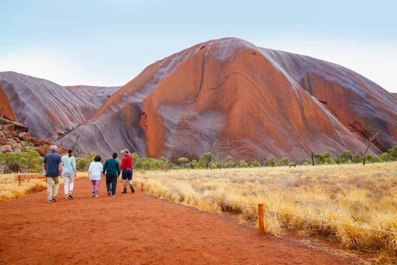 Uluru: Guided Walking Tour at Sunrise with Light Breakfast - The Experience in Detail