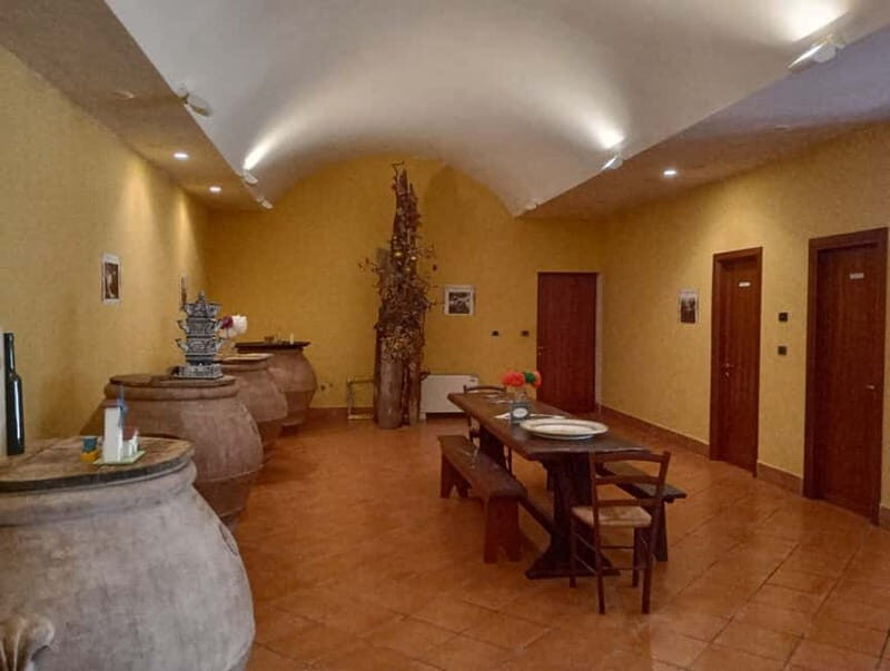 Umbria: guided tour to traditional oil mill + tasting - Exploring the Heart of Umbria’s Olive Oil Culture