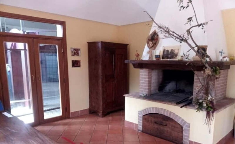 Umbria: guided tour to traditional oil mill + tasting - Why This Tour Stands Out