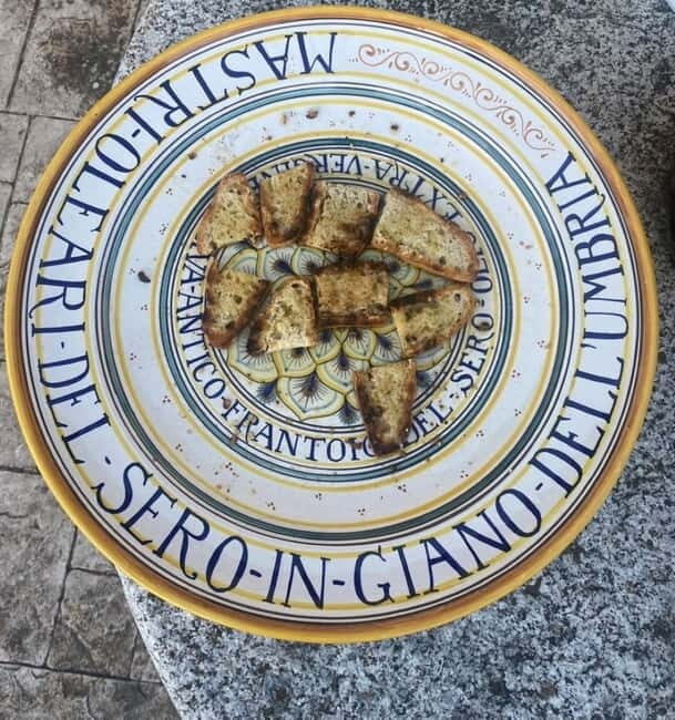 Umbria: guided tour to traditional oil mill + tasting - Practical Details and Value