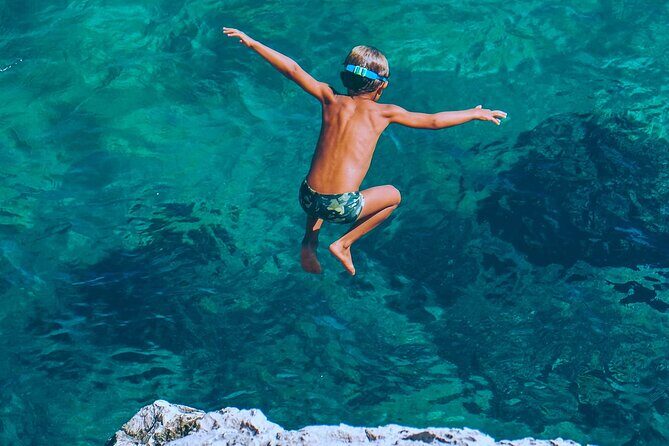 Uncharted Marine Reserve Cave, Snorkel & Cliff Jumping Kayak Tour - Key Points