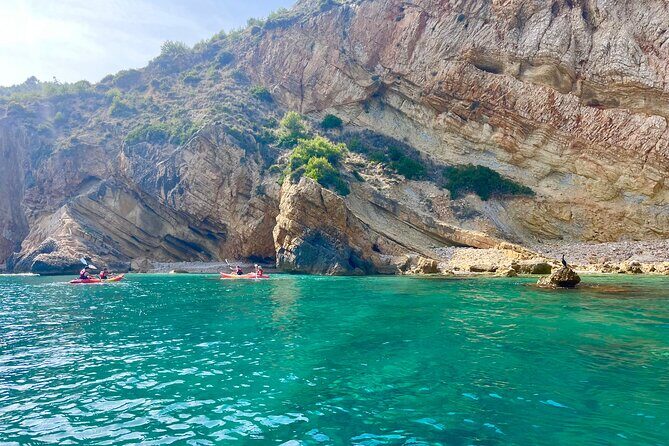 Uncharted Marine Reserve Cave, Snorkel & Cliff Jumping Kayak Tour - FAQ