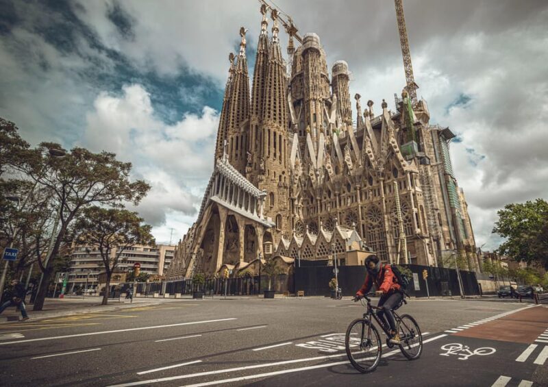 Uncover Sagrada Familia: Gaudís Designs and Museum Exhibits - The Realities of the Experience