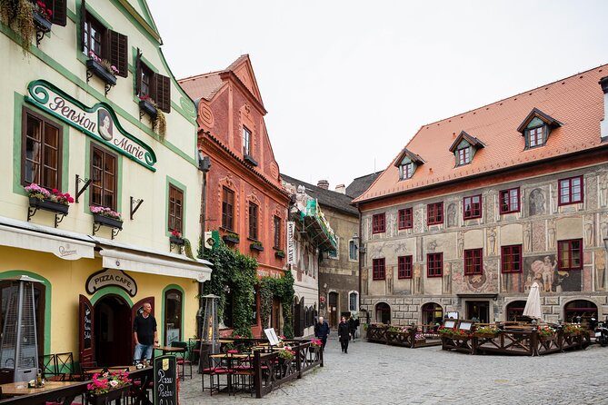 UNESCO Cesky Krumlov from Prague with Guided Tour and Transfer - Experience and Value