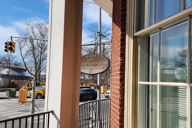 Unexpected Wall Street Walking Tour - An Honest Look at the Wall Street Walking Tour