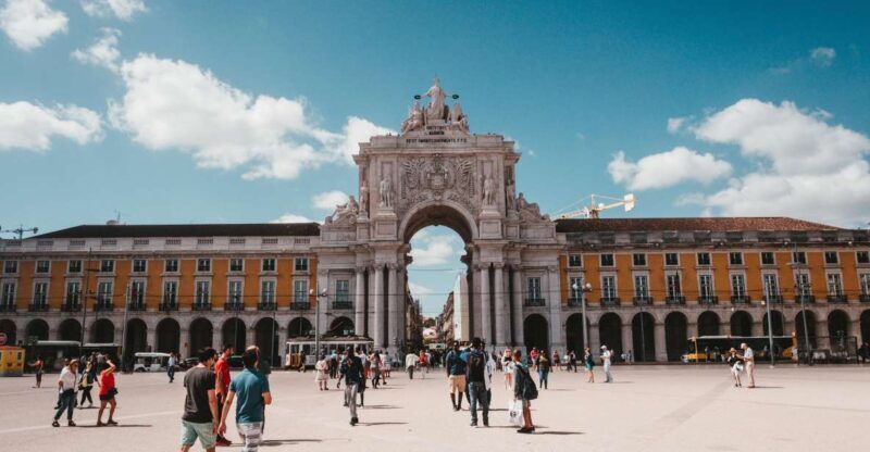 Unforgettable Walking Tour - Explore Lisbon in 4 Hours - The Itinerary Breakdown