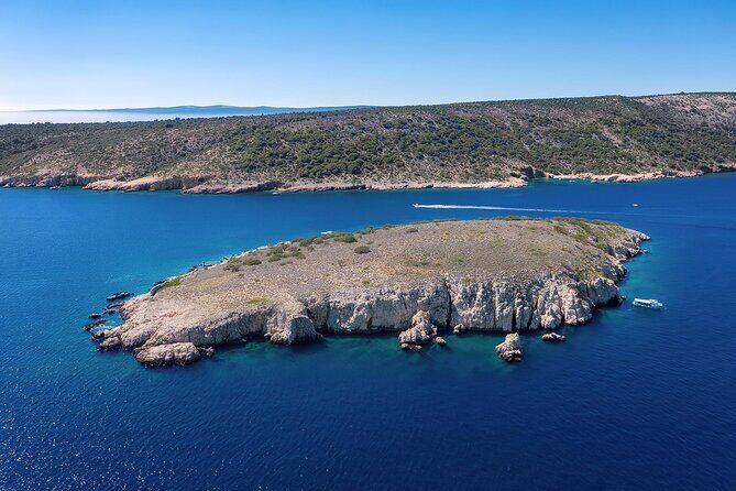 Uninhabited Island Discover Plavnik with a Pirate Ship - FAQ