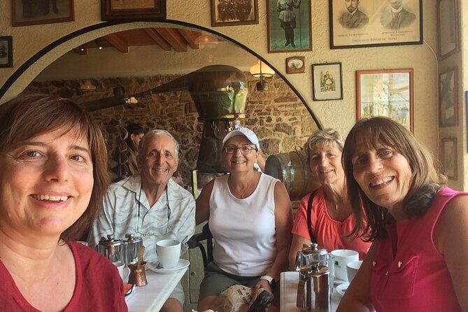 Unique food tour with a food journalist in Athens - Who Will This Tour Suit?