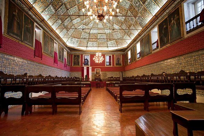 University of Coimbra guided tours without queue - Deep Dive into the Coimbra University Tour