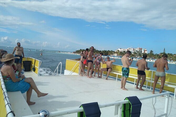 Unlimited Party Catamaran to Isla Mujeres from Playa del Carmen - Who Is This Tour Best For?