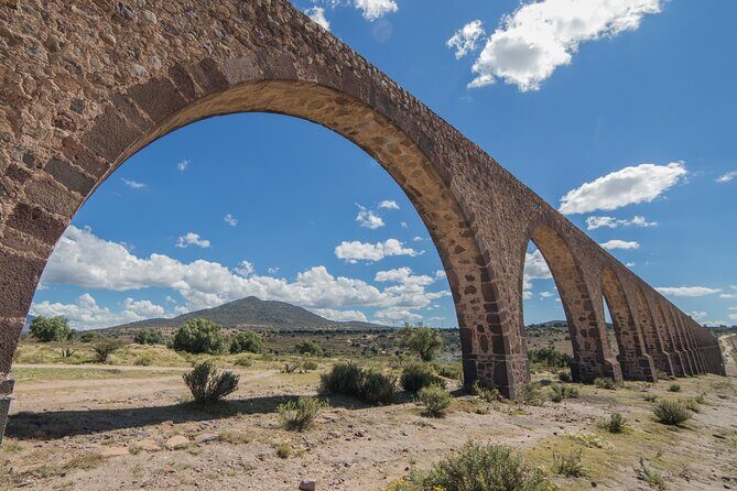 Unlock Teotihuacan Pyramids: Private Tour & Delicious Local Lunch - What to Expect from This Tour