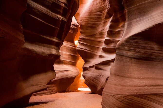 Upper Antelope Canyon Admission Ticket (Tse Bighanilini) - Exploring the Upper Antelope Canyon Admission Tour—What You Need to Know