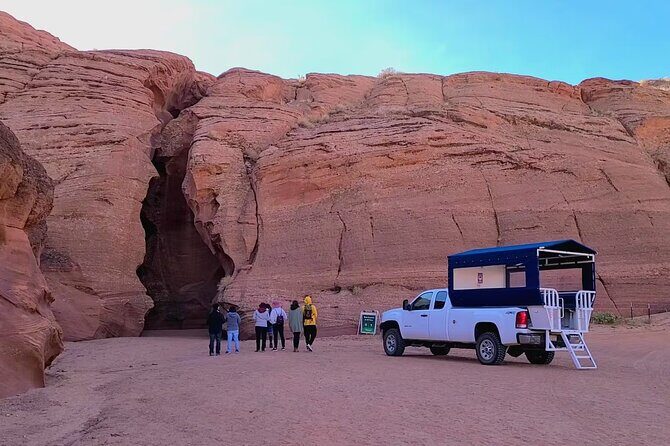 Upper Antelope Canyon, Horseshoe Bend from Vegas, Lunch, FreeWiFi - FAQ