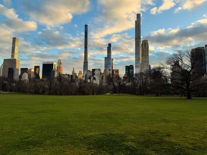 Upper East Side NYC Architecture Walking Tour - Key Points