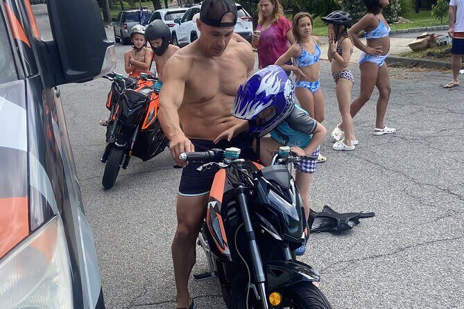 Uptown to Midtown Roosevelt island tour - FAQs