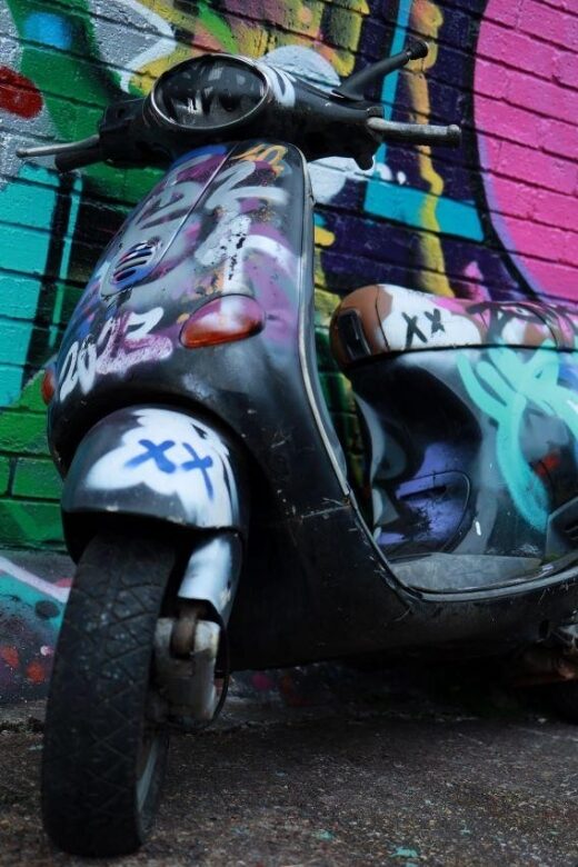 Urban Canvas: Exploring Shoreditch's Vibrant Street Art - A Close Look at the Tour Experience