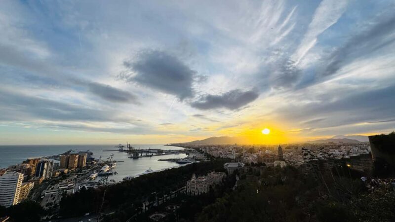 Urban City Photography Tour with Professional Photographer - A Practical Overview of the Málaga Urban Photography Tour