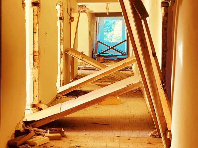 Urban exploration in Tbilisi  Private tour (price for 1 to 3 people) - Key Points