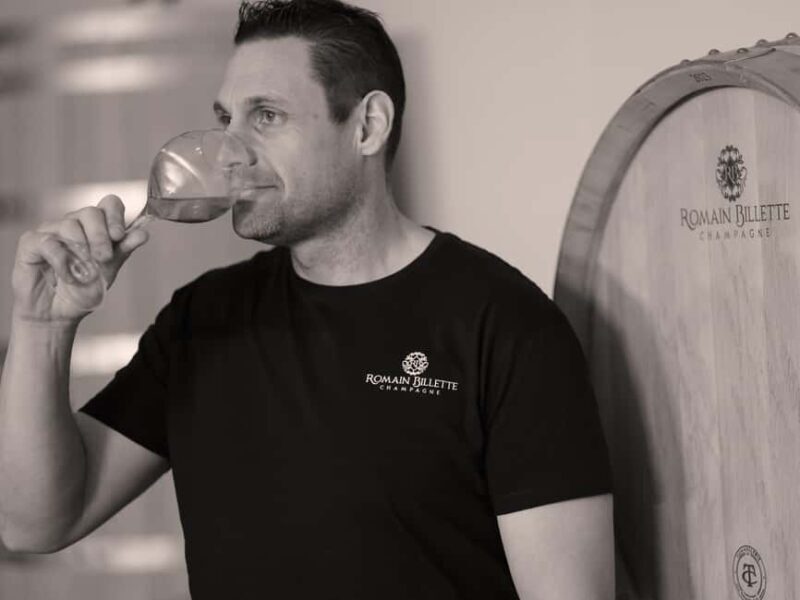 Urville: Tour and champagne tasting with cheese and honey pairings - A Detailed Look at the Experience