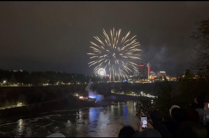 USA Side Rainbow Illumination and Fireworks Walking Tour - The Practicalities: What to Expect