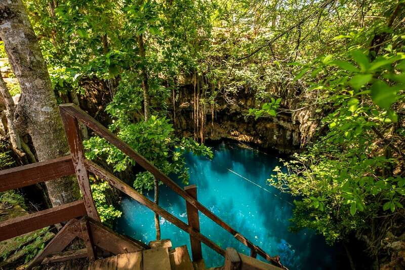 Uxmal: Vintage Land Rover Expedition to Uxmal Cenotes - FAQ