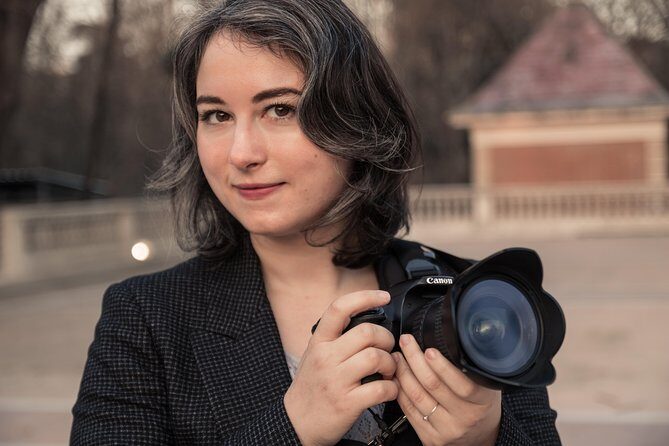 Vacation photographer. Madrid Photo Shoot. Take home more than just a selfie! - An In-Depth Look at the Madrid Photo Shoot Experience