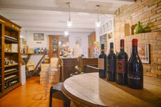 Val d'Orcia private tour: Montalcino, Pienza and Montepulciano - In The Sum Up