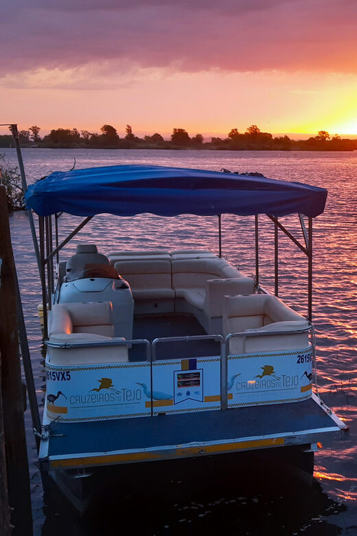 Valada: 1 hour boat trip, guided tour - Accessibility and Practical Details