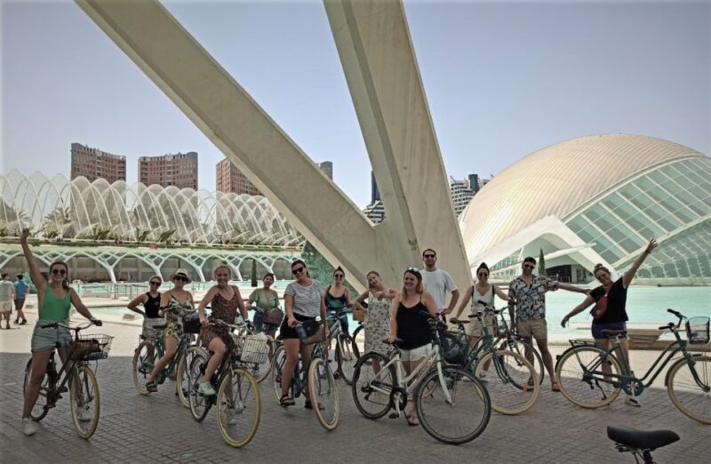 Valencia: 3-Hour Guided City Sightseeing & Beaches Bike Tour - Discovering Valencia on Two Wheels