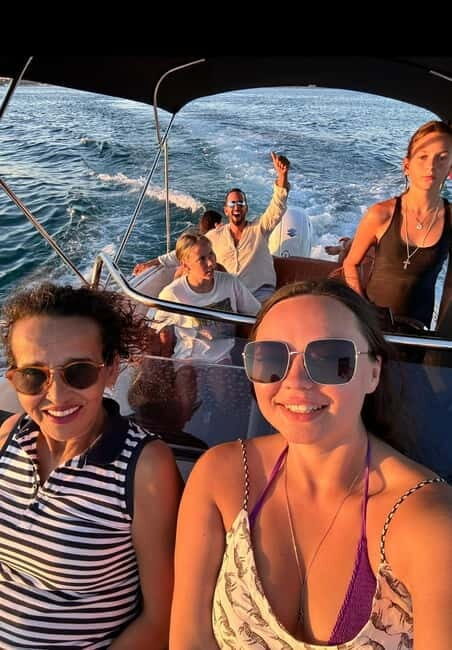 Valencia: Boat rental without license - What to Expect from Your Valencia Boat Trip