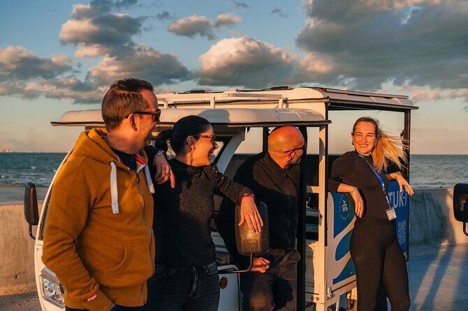 Valencia by Tuk Tuk i: Private tour 1 or 2 hours explore the city - The Value of a Private, Eco-Friendly Ride