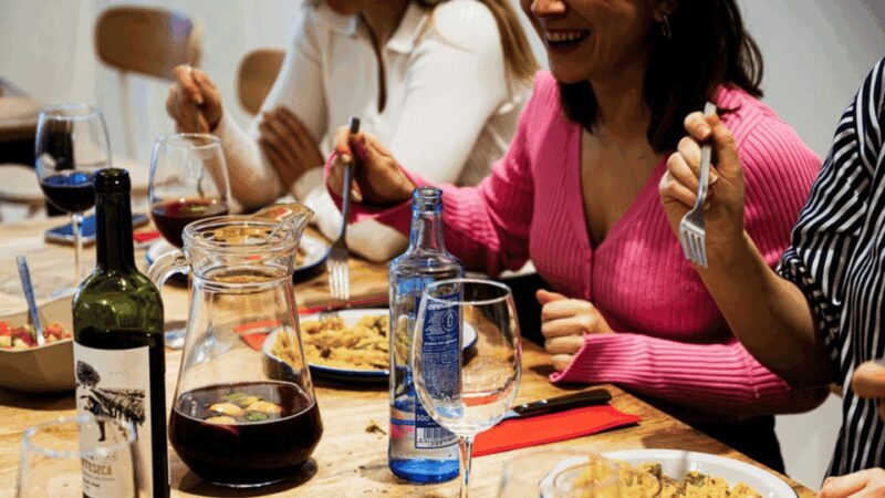 Valencia: Cook and dine on your paella, at 7pm - Valencia: Cook and dine on your paella, at 7pm — a detailed look at this popular culinary experience