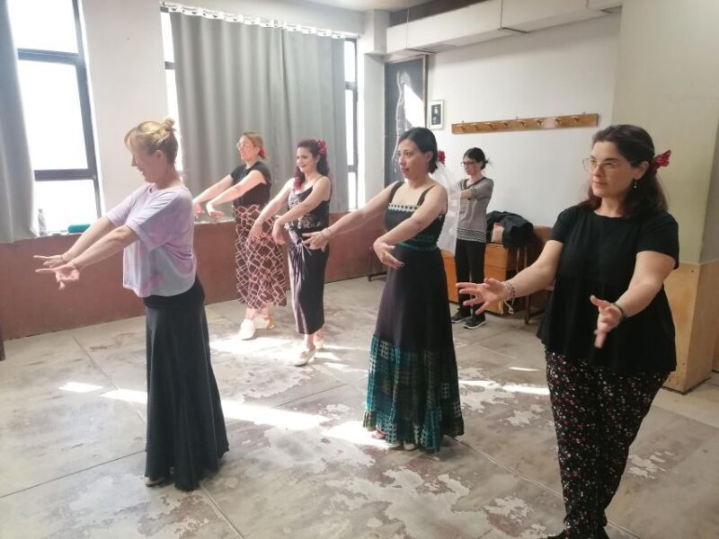 Valencia: Flamenco Class Experience - Who Should Consider This Flamenco Class?