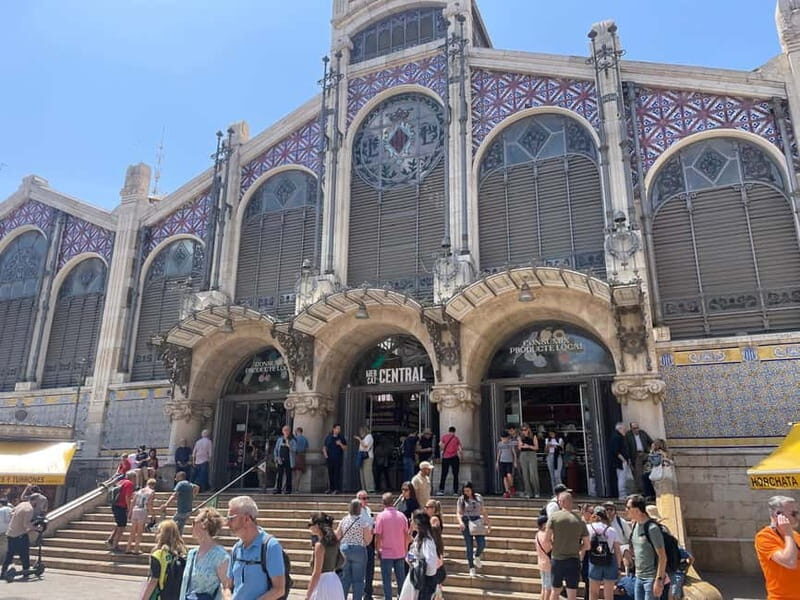 Valencia: Food Tour with Tapas & Drinks - Who Should Consider This Tour?