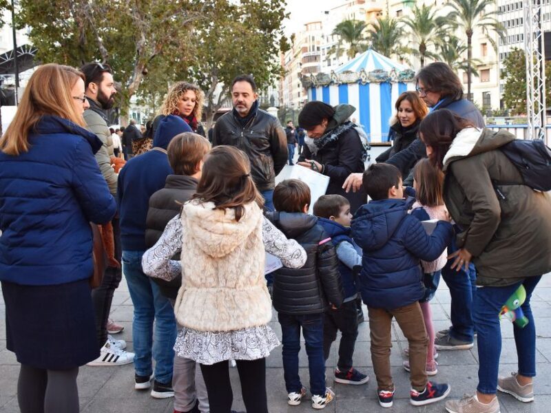 Valencia: Guided Family Walking Tour (Italian Tour) - Group Dynamics and Guide Quality
