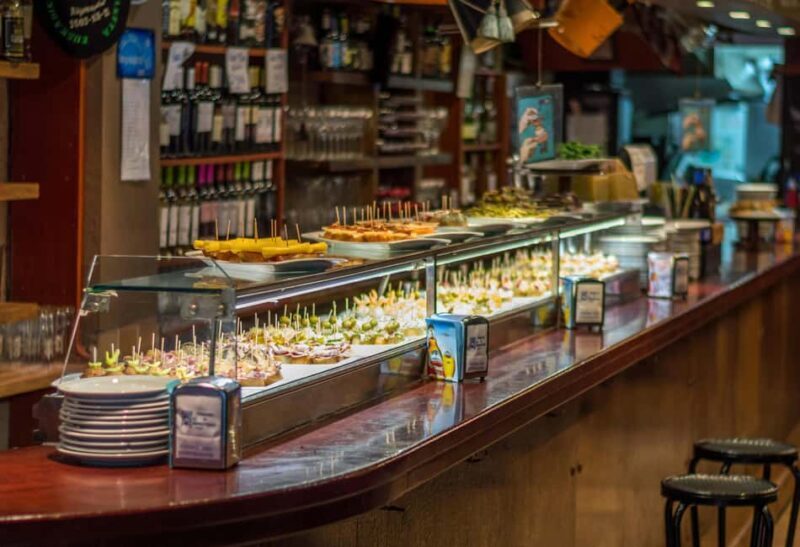 Valencia: Mysteries, Legends, & Local Tapas Experience - Practical Details and What to Expect