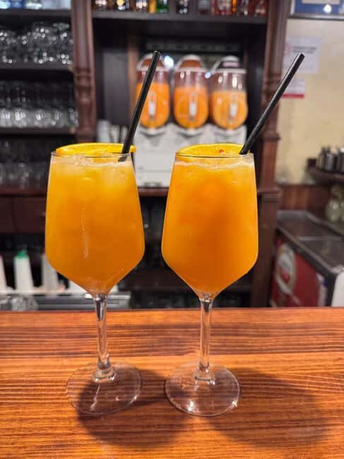 Valencia Old Town flavour walk: tapas & drinks by local - The Guides and Atmosphere