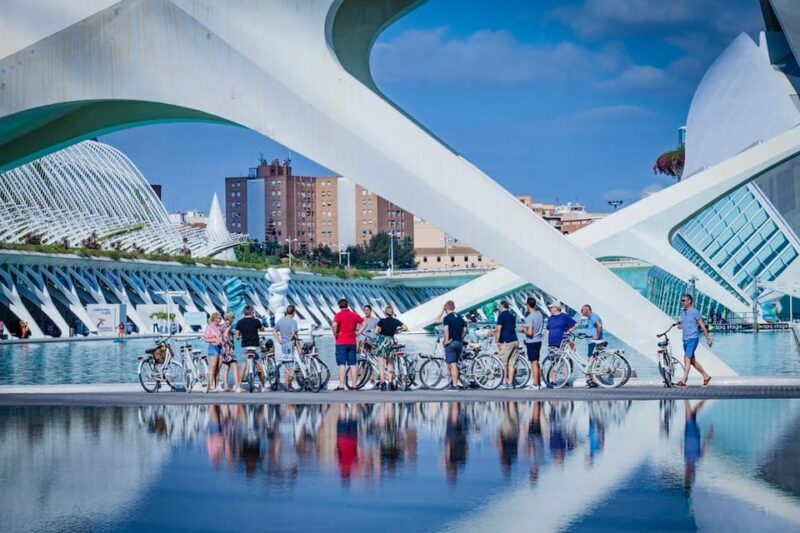 Valencia: Private City Tour on Bike with Drink Stop - Exploring the Local Fish Market and Neighborhoods