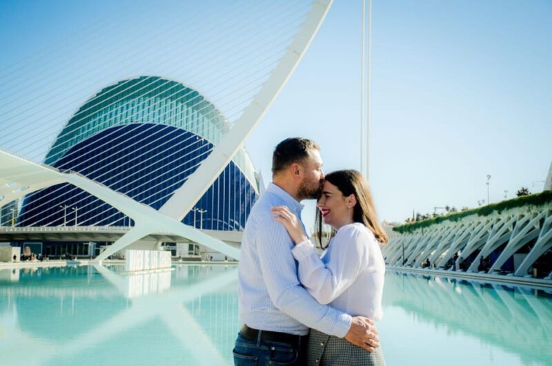 Valencia: Professional photoshoot at City of Arts & Sciences - Who Is This Experience Best For?