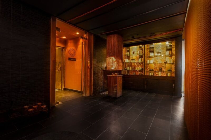 Valencia: Spa Cobre 29 Wellness Experience at Hotel Meliá - Accessibility and Practicalities