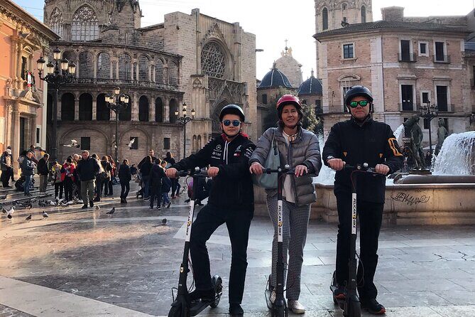 Valencia Street Art | Small Group Guided Tour by Bike - A Deep Dive into the Experience