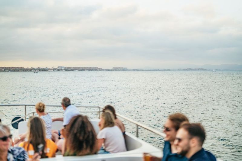 Valencia: Sunset or Daytime Catamaran Cruise with Drink - Drinks, Sangria, and Wine Options (What Reviews Suggest)