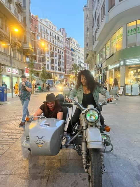 Valencia: The Highlights Tour in Vintage Sidecar - Why You Might Love This Tour
