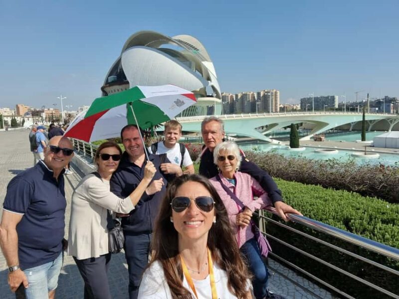 Valencia: Walking tour of the City of Arts and Sciences in Italian - An Honest Look at the Valencia City of Arts and Sciences Tour